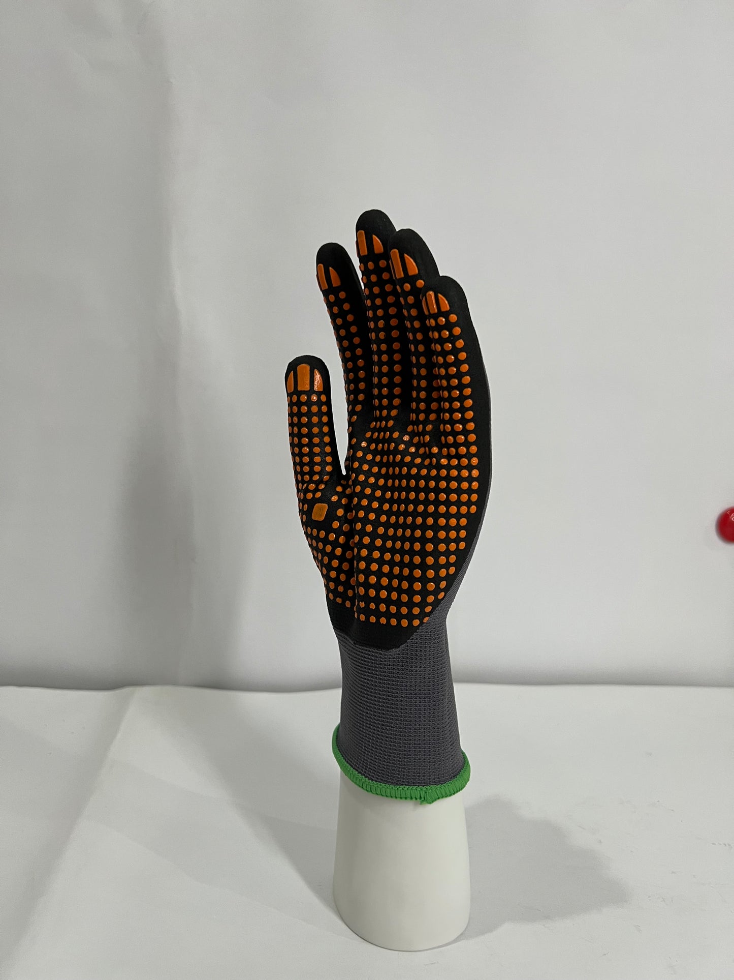 15 needle gray nylon spandex palm immersed nitrile foam point beads
